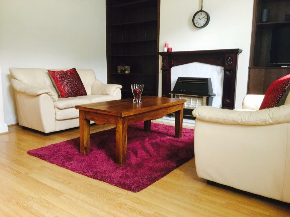 הוילה בראדפורד The Ideal House - 24 7 Check In Parking מראה חיצוני תמונה